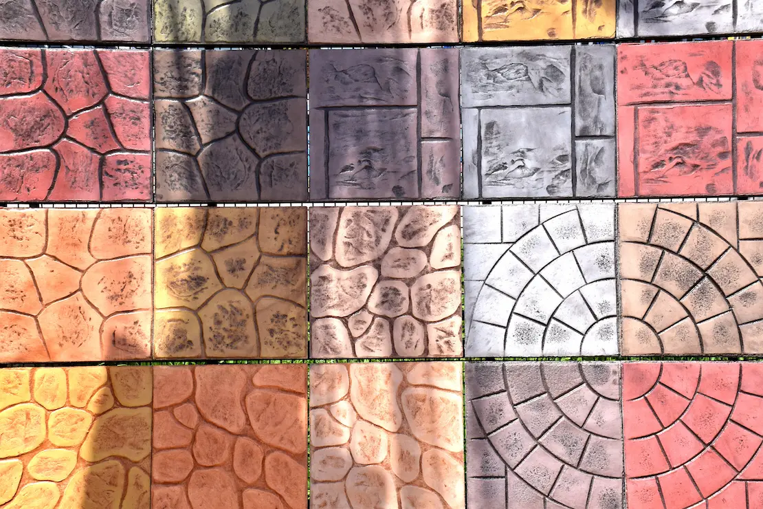 Formas de cemento estampado de diversos patrones.